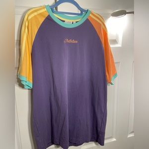 Adidas t-shirt